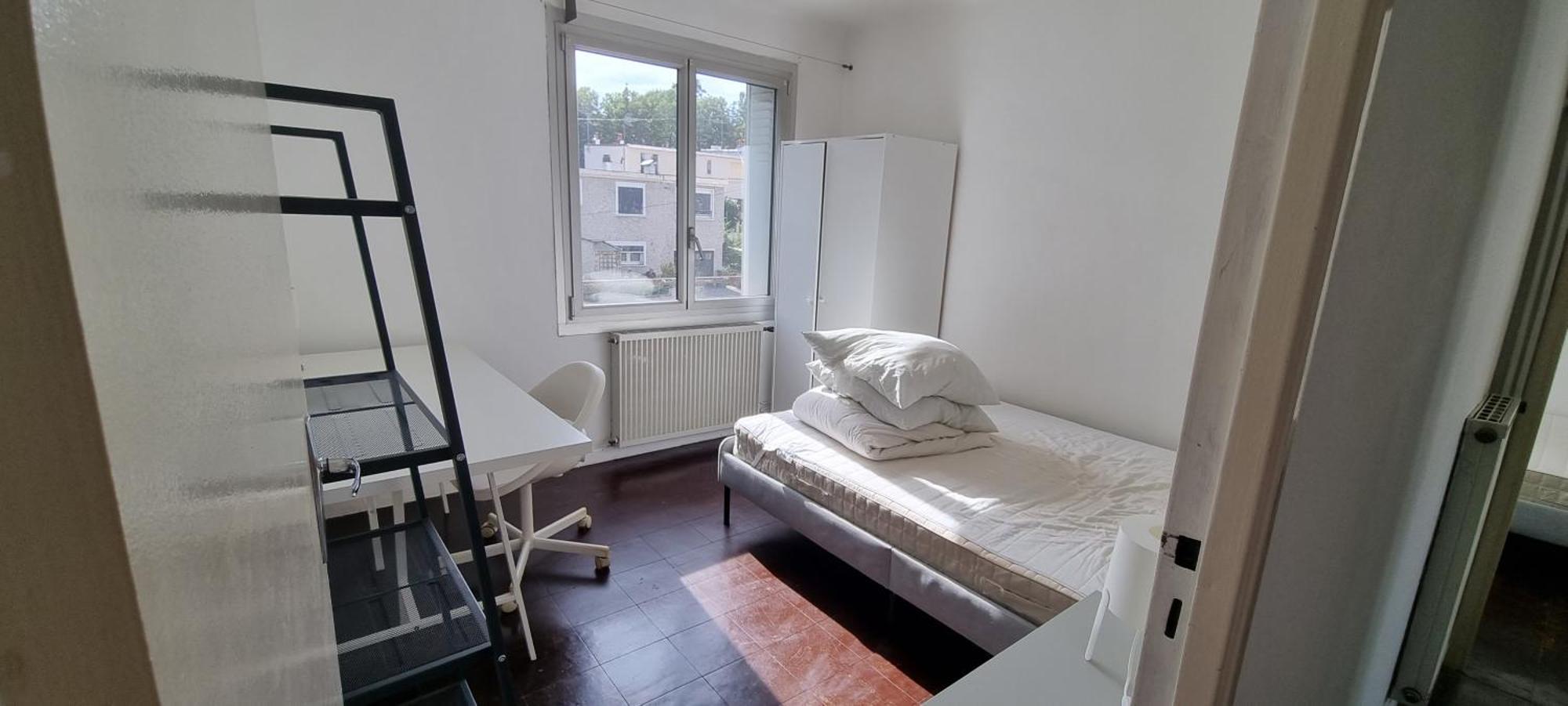 Appartement Calme 3 Chambres Avec Lit Double Wifi - Parking Facile Vandoeuvre-les-Nancy Exterior photo